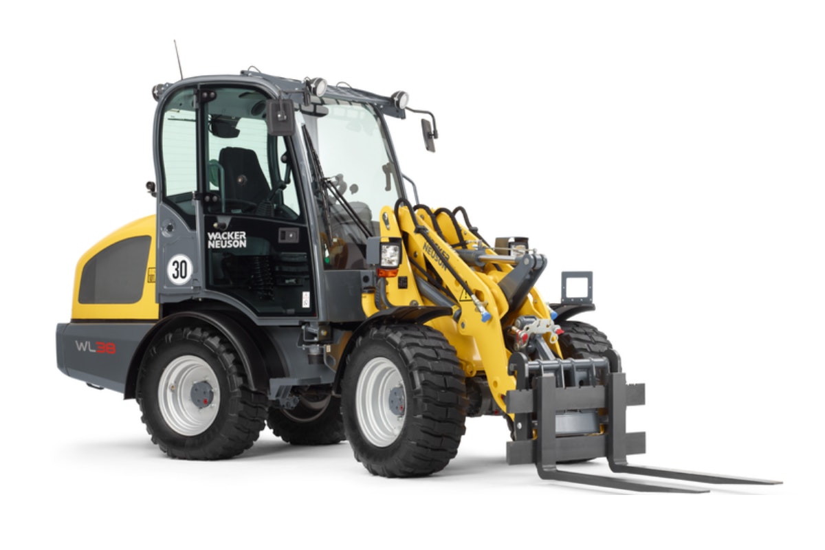 9,300 lbs articulated wheel loader | Access Industrial