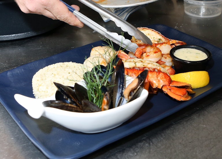 La marine marchande repas photo AEBHS mars 2023