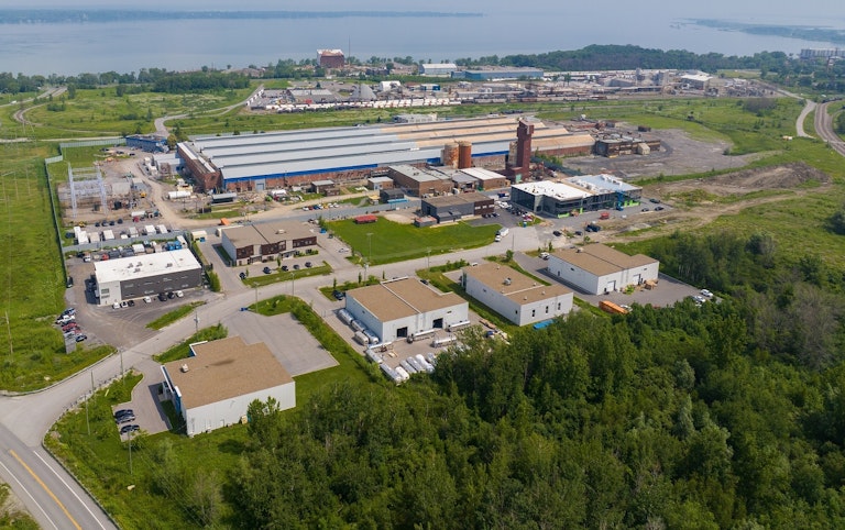 Ex usine Rio Tinto Alcan de Beauharnois maintenant OVH Photo AEBHS vue aerienne via Zero8