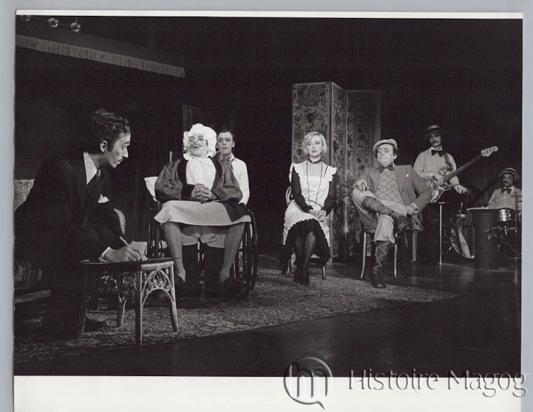 T He ATRE MARJOLAINE 0025