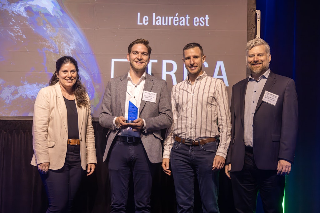 Leader a lexport Trica Scene Web