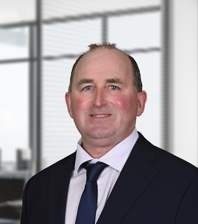 Martin Dumaresq SEB v w