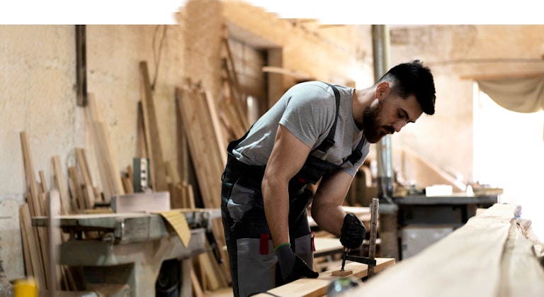 Menuisier charpentier