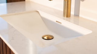 Blogue vignette comptoir quartz aminci 2710x1530