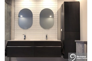 Kim Trudeau Times Square WM 121 TC face