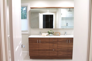 Turgeon vanity vertical WW 201 C Q ZEN RGB